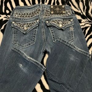 Miss means in excellent condition!  Hardly worn!!! Size 27!!